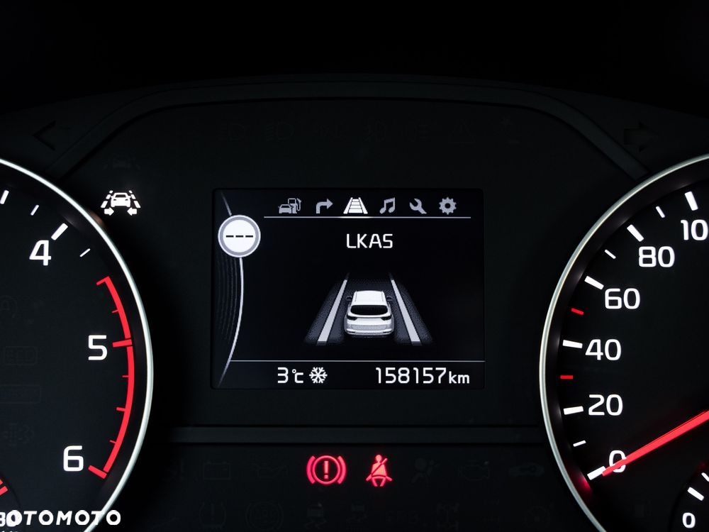 Kia Sportage 2.0 CRDI Business Line 4WD - 26