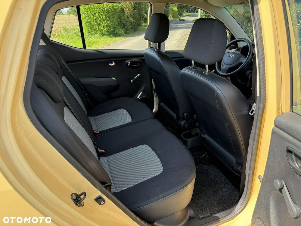 Hyundai i10 - 16