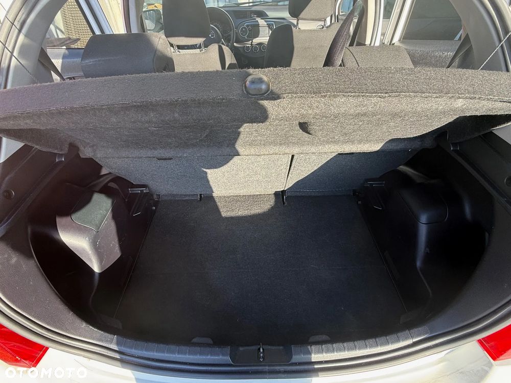 Toyota Yaris 1.0 Premium - 7