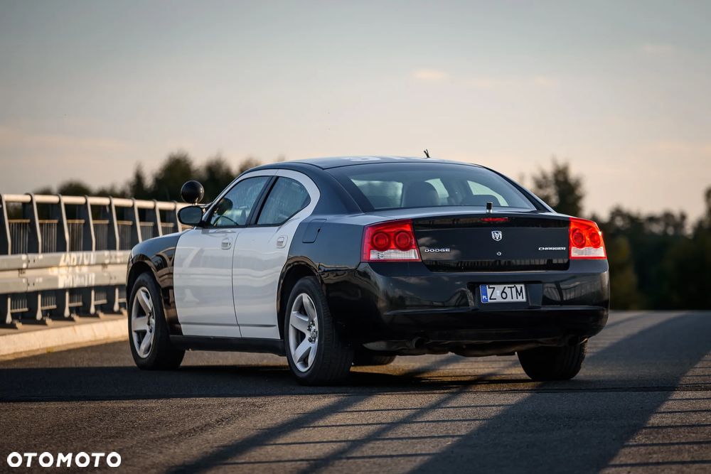 Dodge Charger - 7