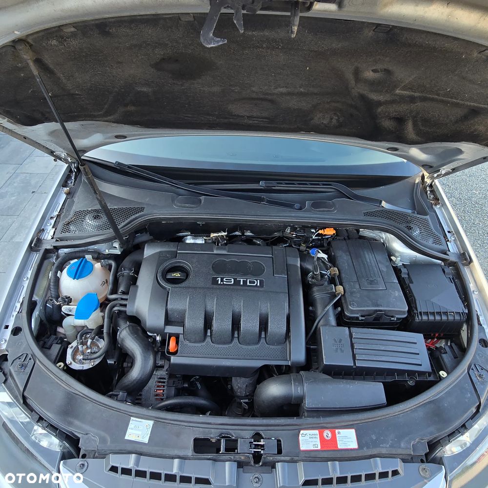 Audi A3 Sportback - 16