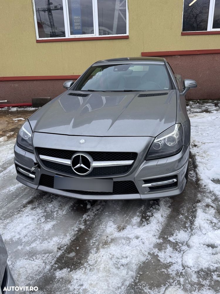Mercedes-Benz SLK 250 (BlueEFFICIENCY) 7G-TRONIC - 1