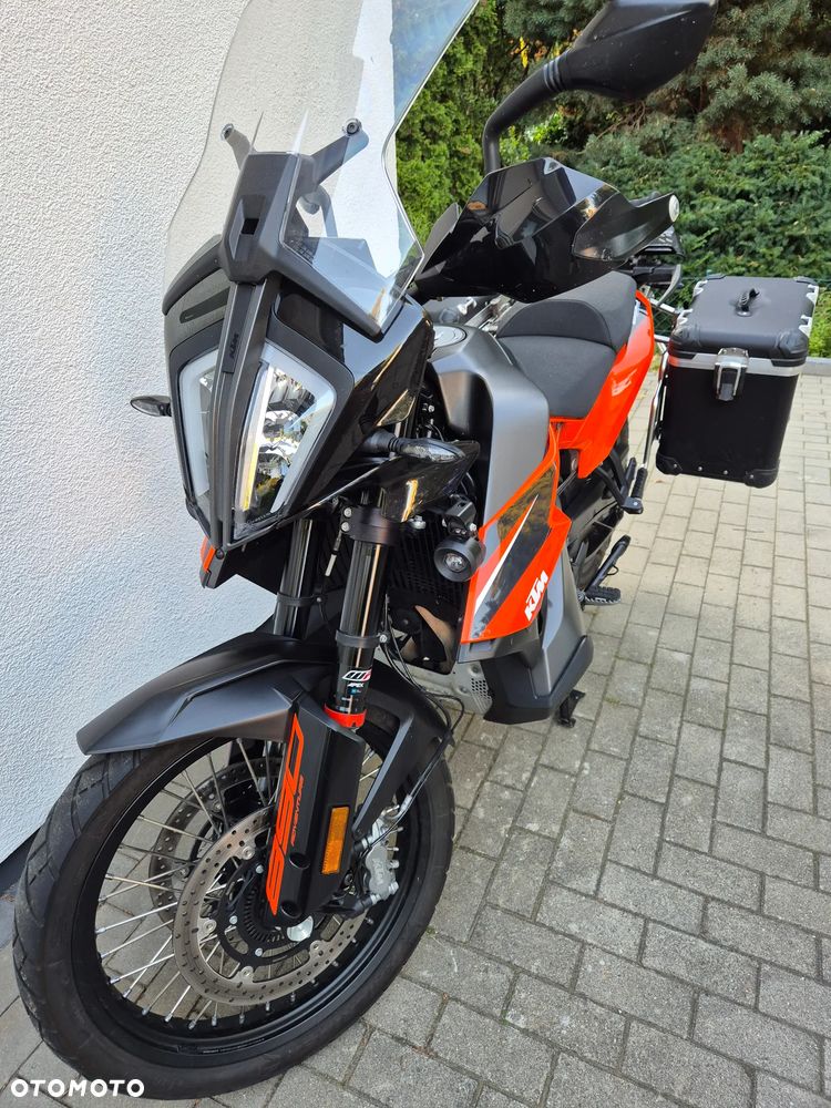 KTM Adventure 890 - 26