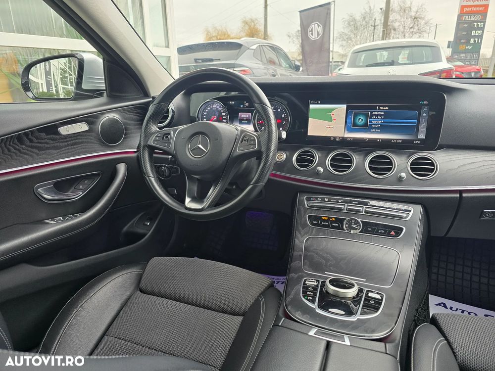 Mercedes-Benz E 200 4Matic 9G-TRONIC - 19