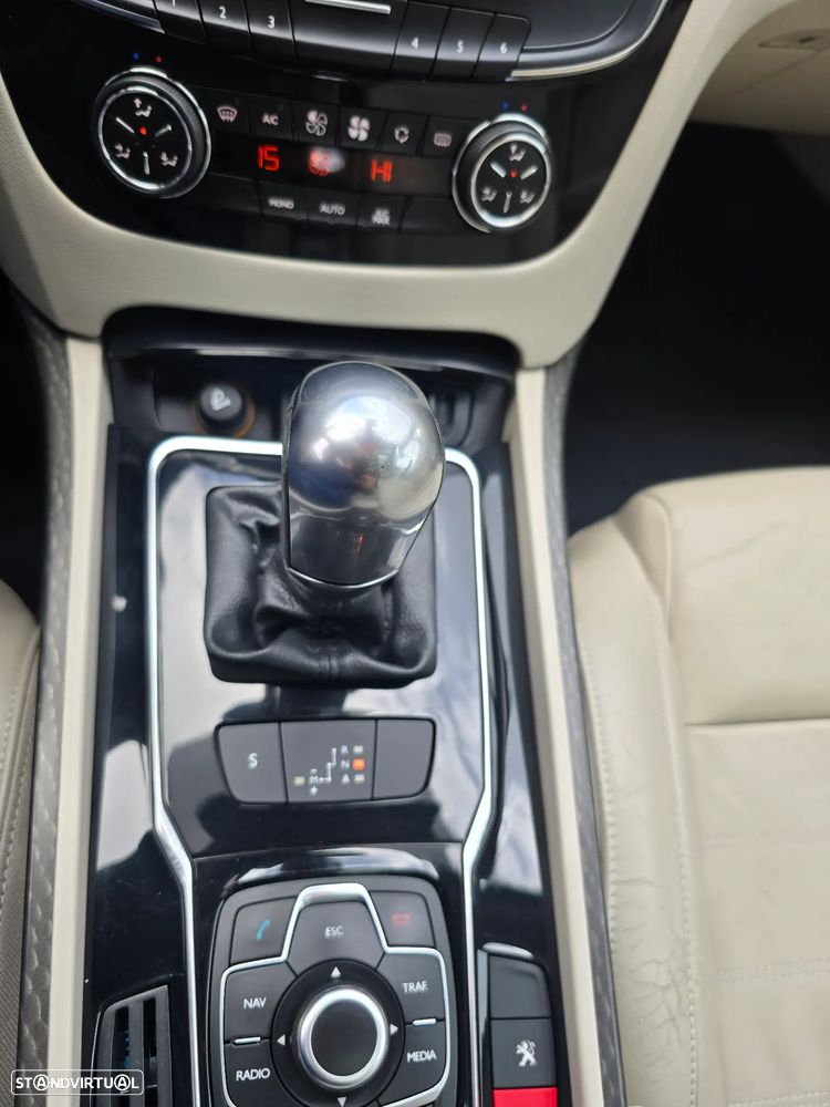 Peugeot 508 SW 1.6 e-HDi Allure CMP6 - 16