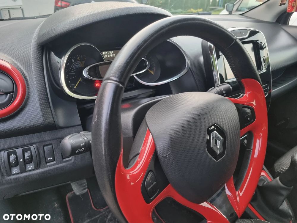 Renault Clio - 9