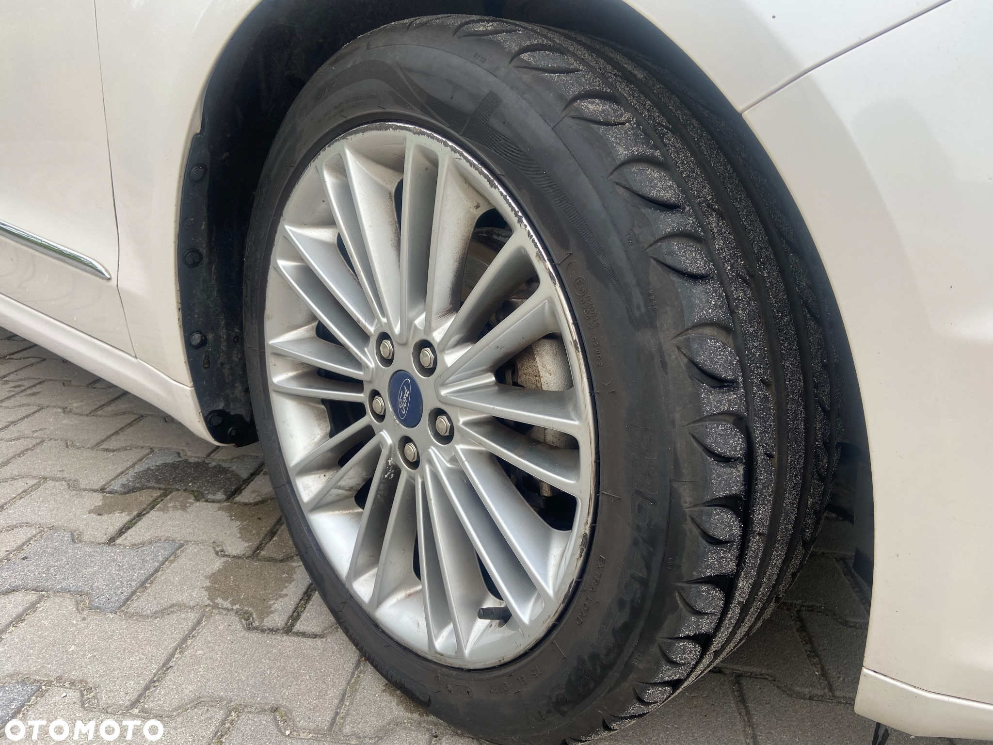 Ford Mondeo Vignale 2.0 TDCi PowerShift - 11