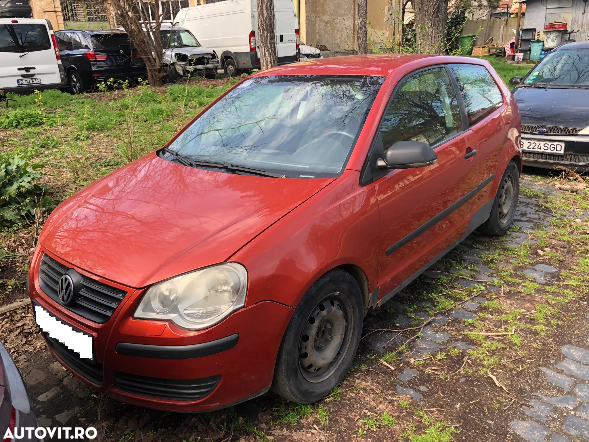 Dezmembrez VW Volkswagen Polo 9N facelift maro 1.2 benzina coupe 2006 - 3