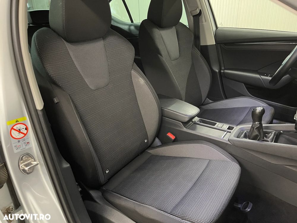 Skoda Octavia 1.5 TSI Ambition - 9