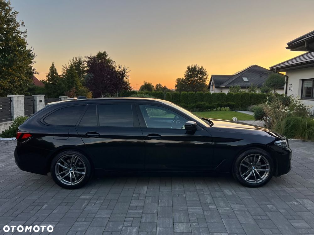 BMW Seria 5 520d Sport Line - 7