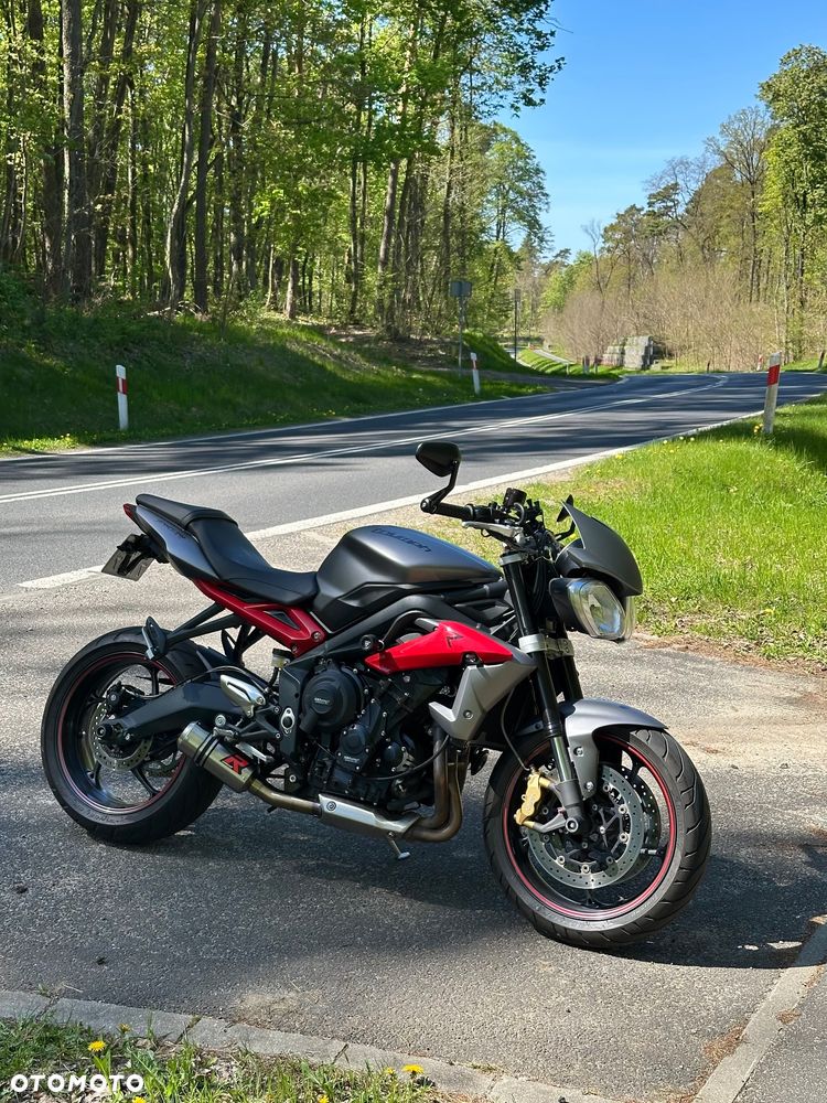 Triumph Street Triple - 11