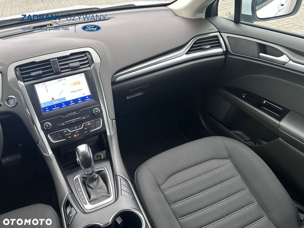 Ford Mondeo 2.0 Hybrid Trend - 31