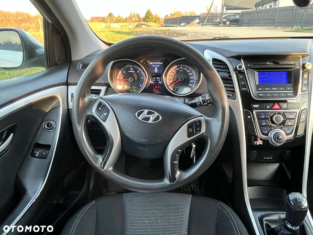 Hyundai i30 1.6 CRDi Classic + - 16