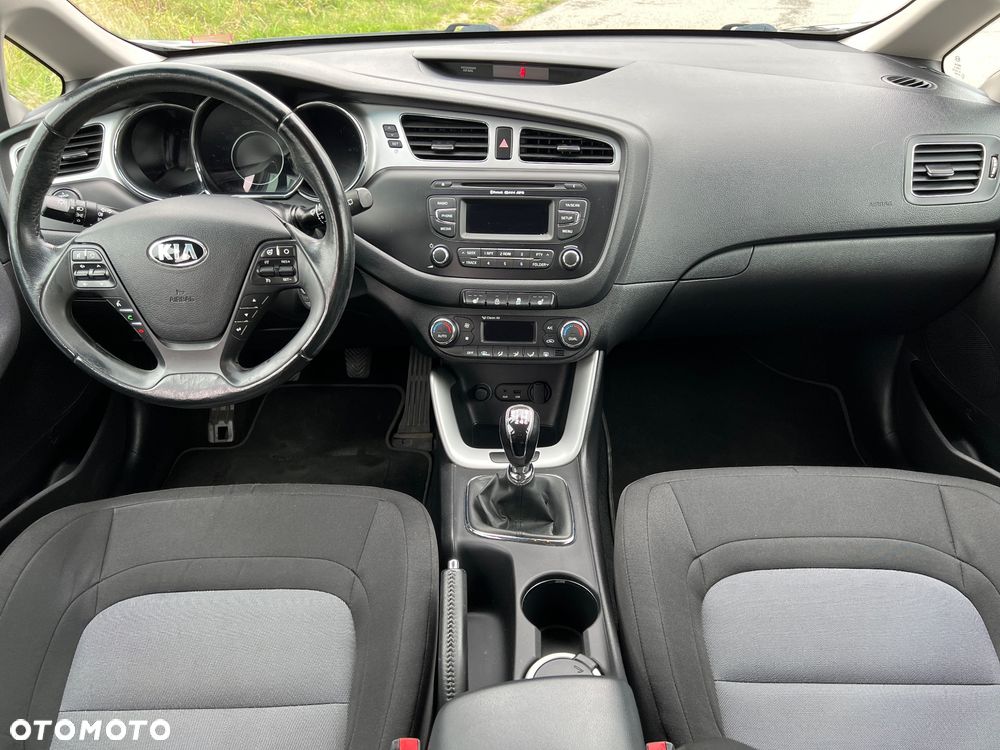 Kia Ceed - 7