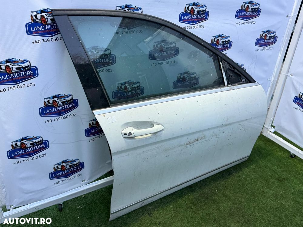 USA PORTIERA FATA DREAPTA MERCEDES BENZ C250 W204 C-Class 2011 2.1 DIESEL COD OEM A2047200205 / BERLINA (Sedan) 2007-2015 - 2