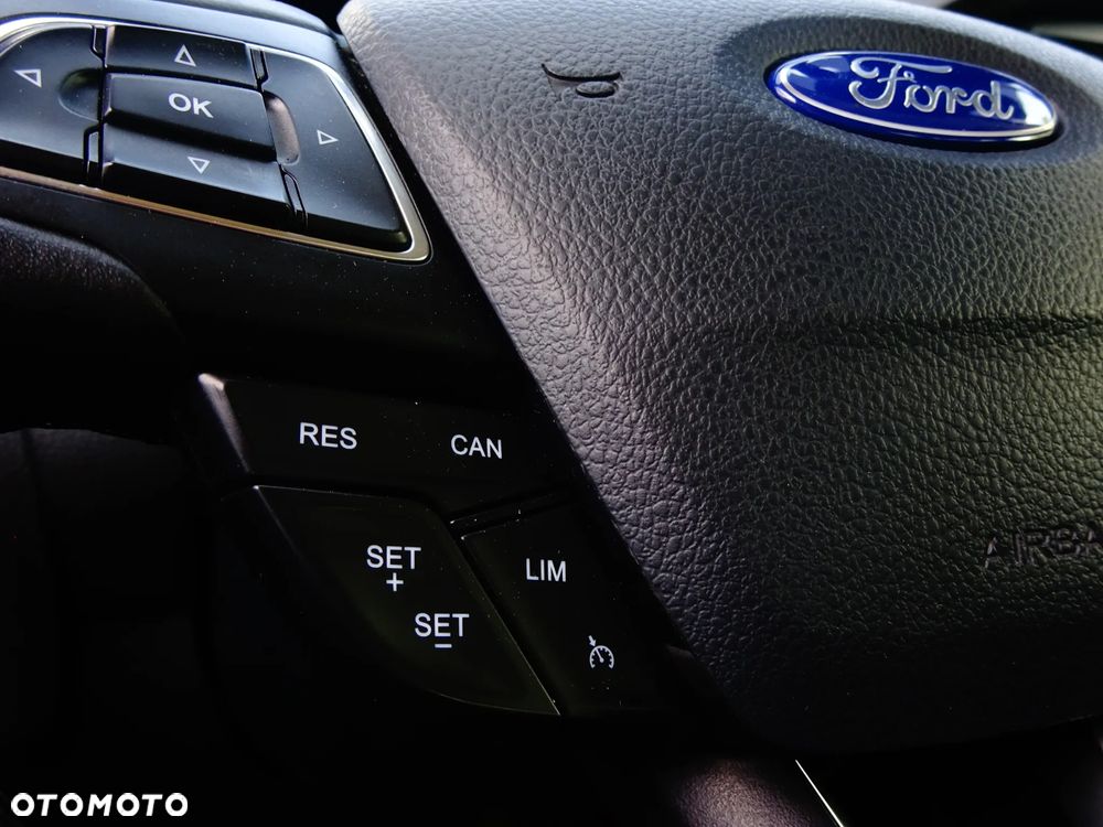 Ford Focus - 11