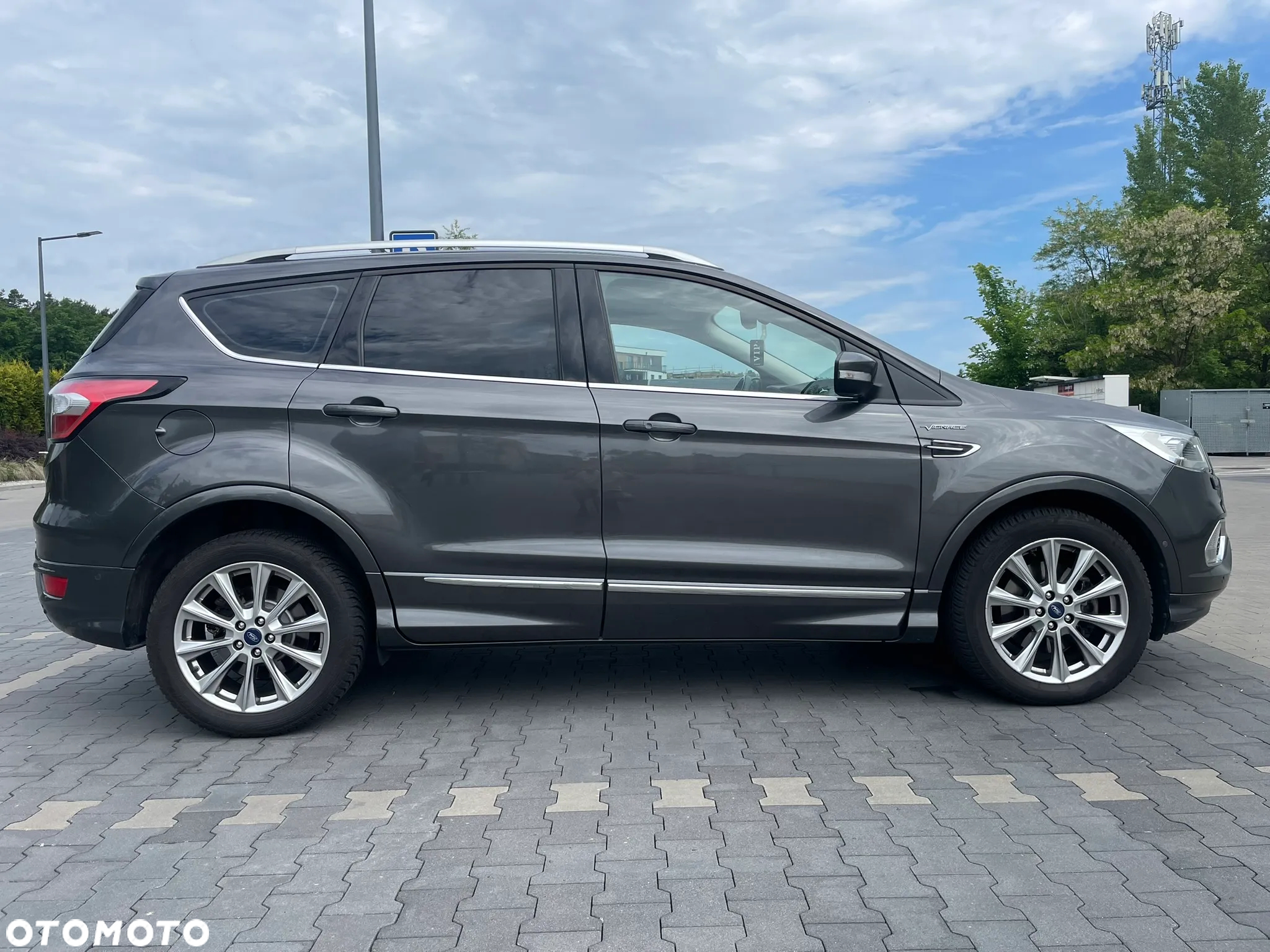 Ford Kuga 2.0 TDCi 2x4 Vignale - 15