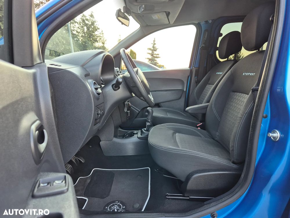 Dacia Dokker dCi 90 Stepway - 27