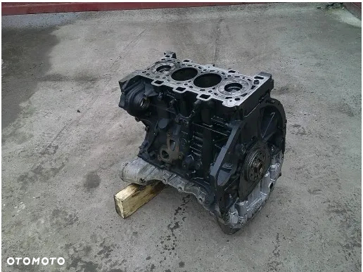 Silnik dół YS23C270 Nissan Navara Mercedes X-klasa 2.3DCI