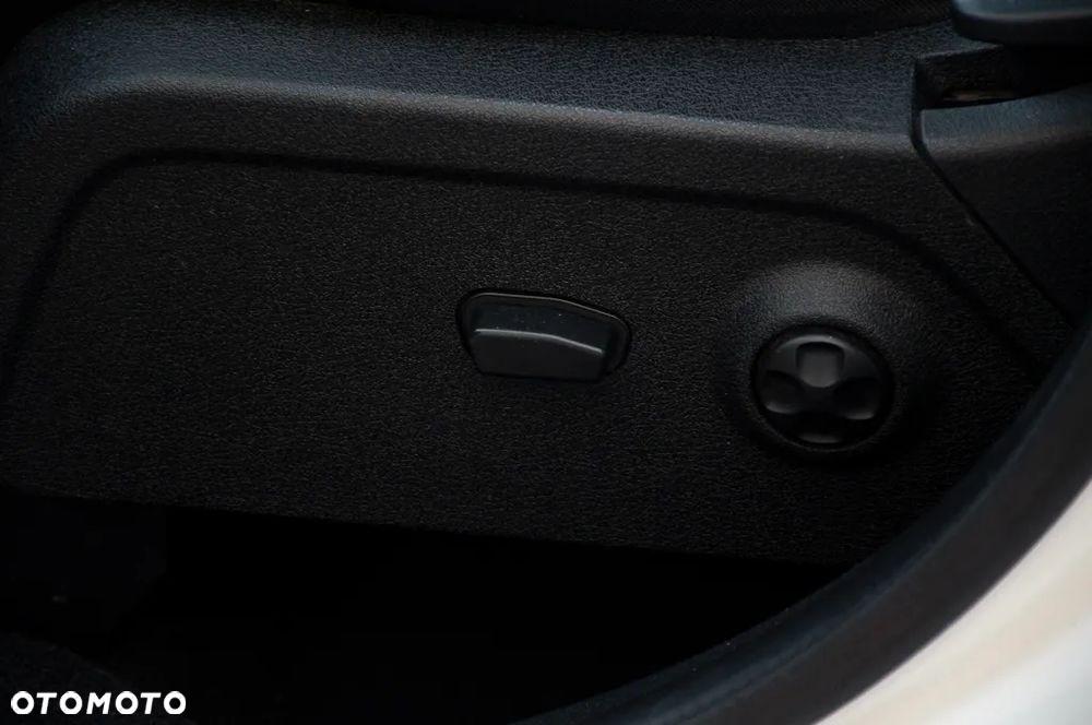 Fiat Freemont 2.0 Multijet 16V DPF Automatik Allrad Black Code - 33