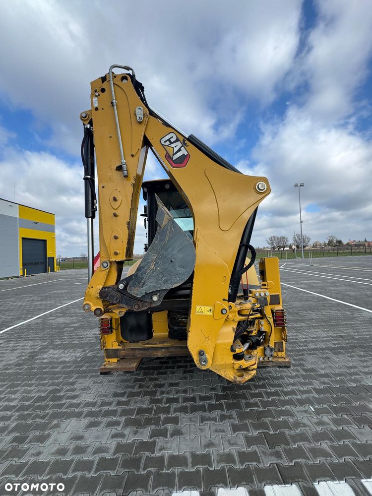 Caterpillar 428 - 17