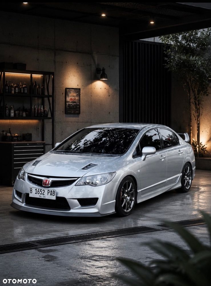 Honda Civic - 1