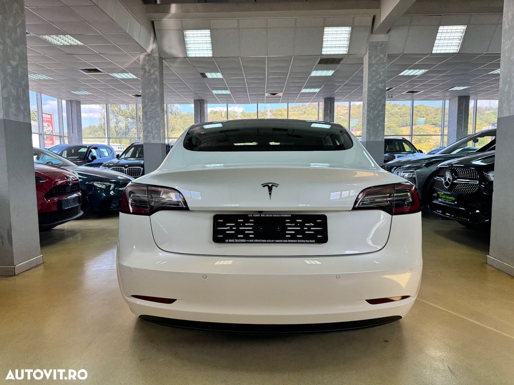 Tesla Model 3 Langstreckenbatterie Allradantrieb Dual Motor - 11