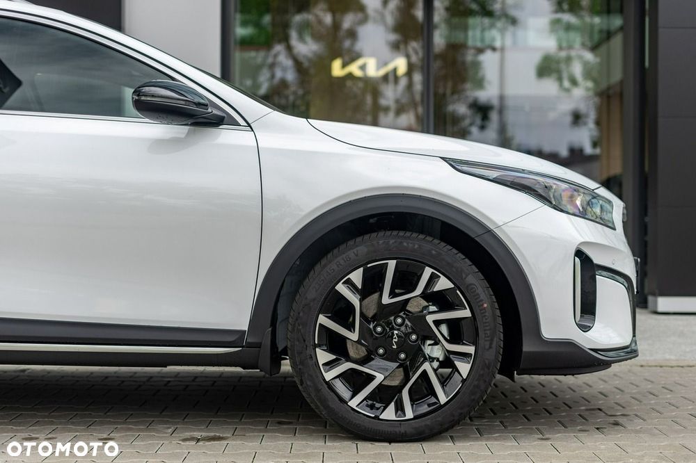 Kia XCeed - 8