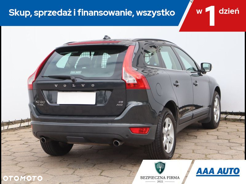 Volvo XC 60 - 6