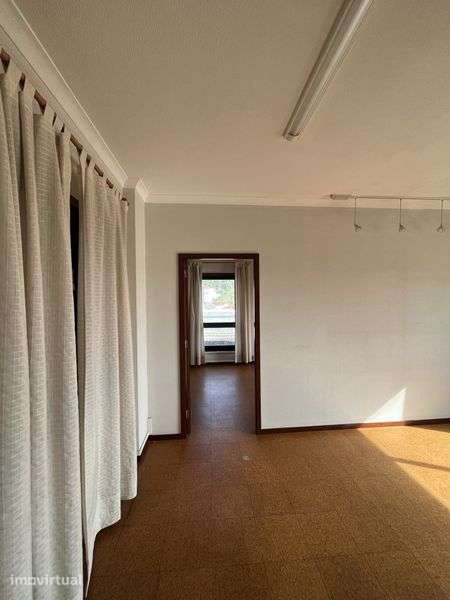 Apartamento,  sem cozinha instalada_ topo de edificio - Grande imagem: 4/8