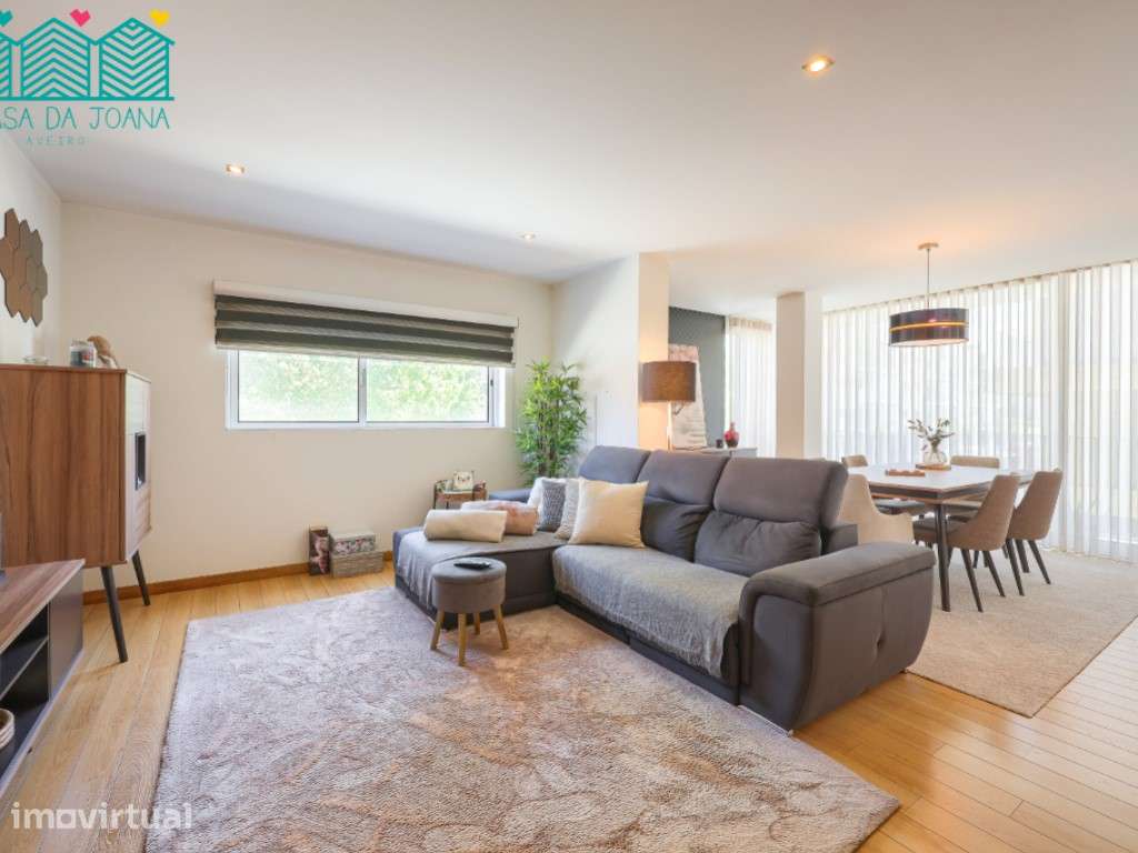Apartamento T2 com Lugares de Garagem em São Bernardo - Grande imagem: 4/28