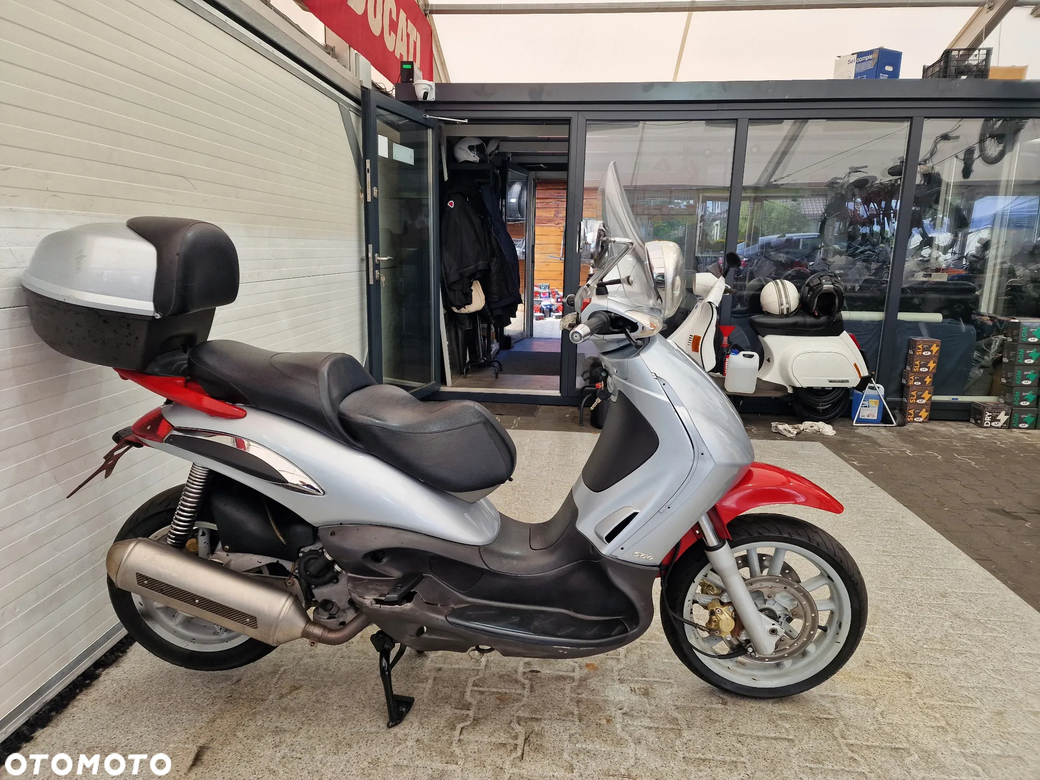 Piaggio Beverly - 4