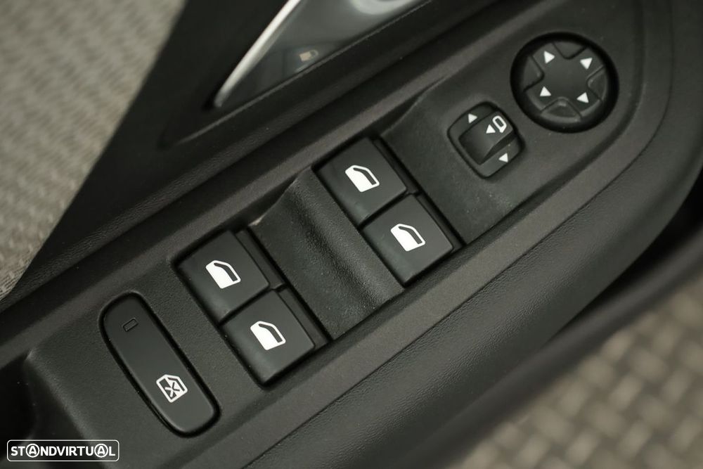 Citroën C4 1.2 PureTech Plus EAT8 - 19