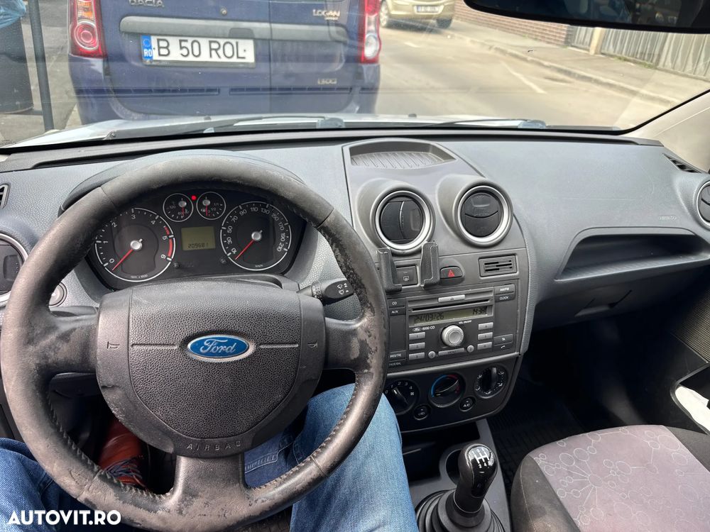 Ford Fiesta - 3