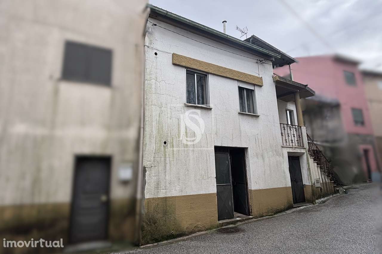 Moradia T3  em Ferreirós do Dão (Tondela) - Grande imagem: 2/23