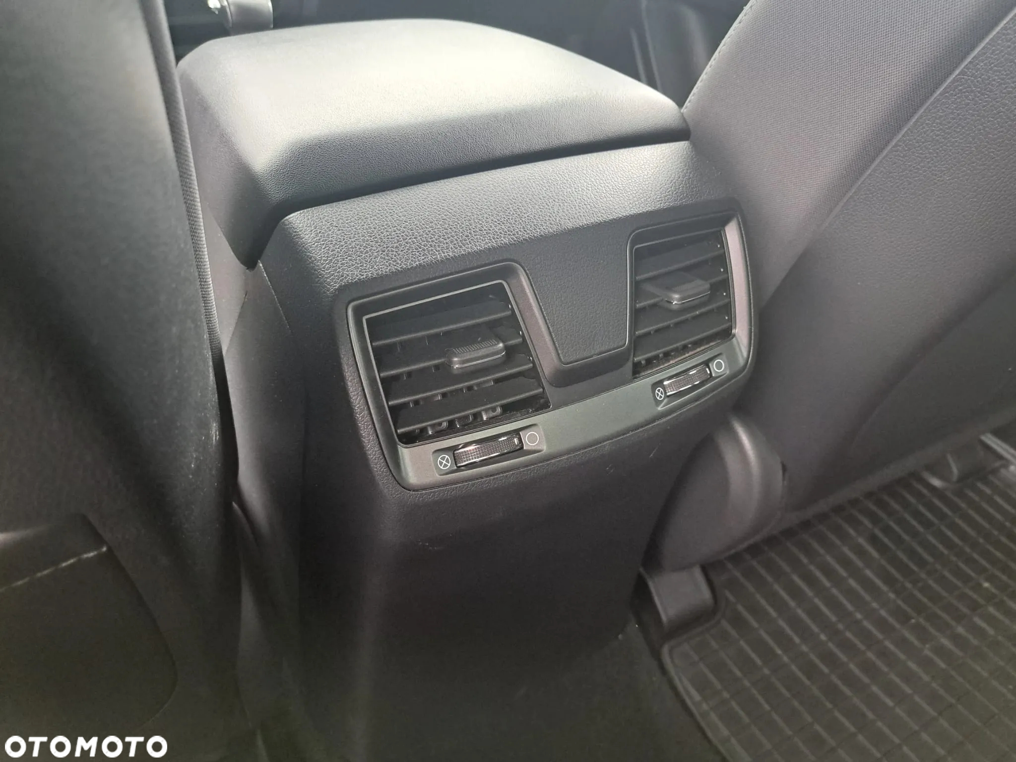 Ford Ranger - 32