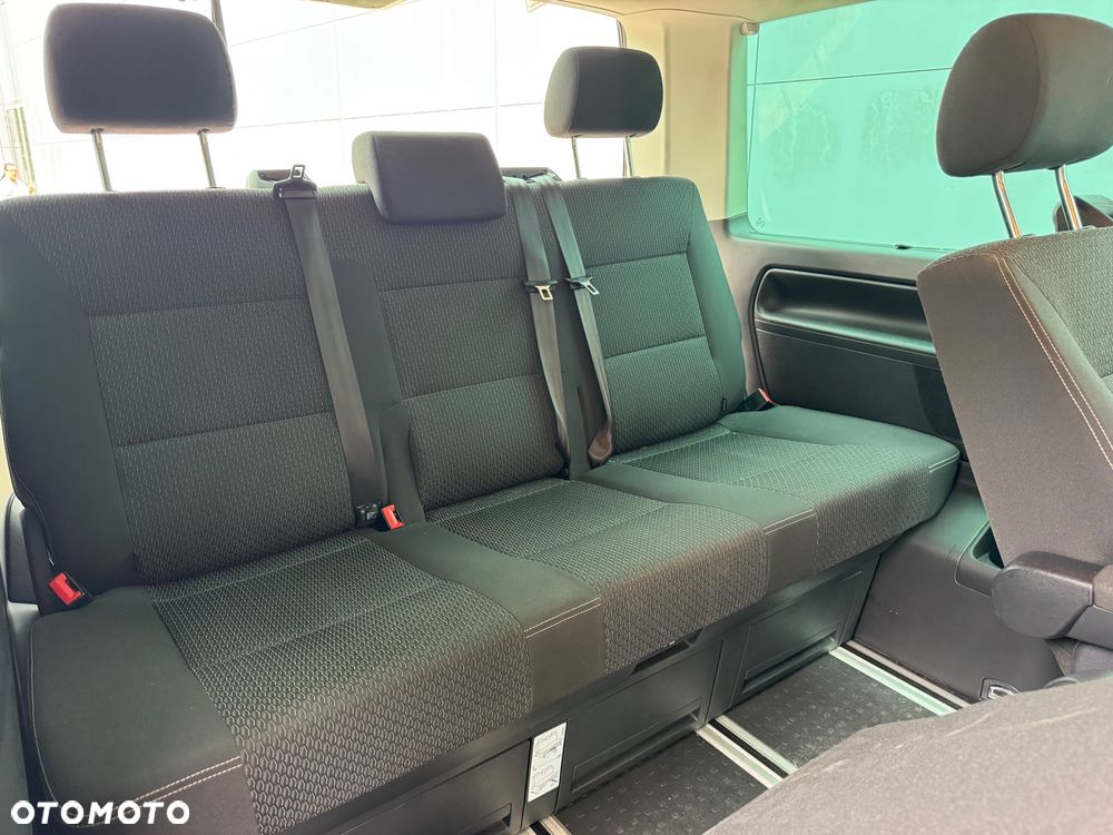 Volkswagen Multivan 2.0 TDI L1 Highline DSG - 23