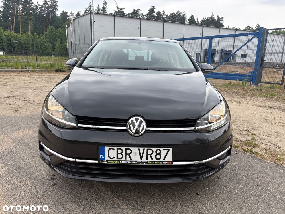 Volkswagen Golf 1.6 TDI BMT Comfortline - 11