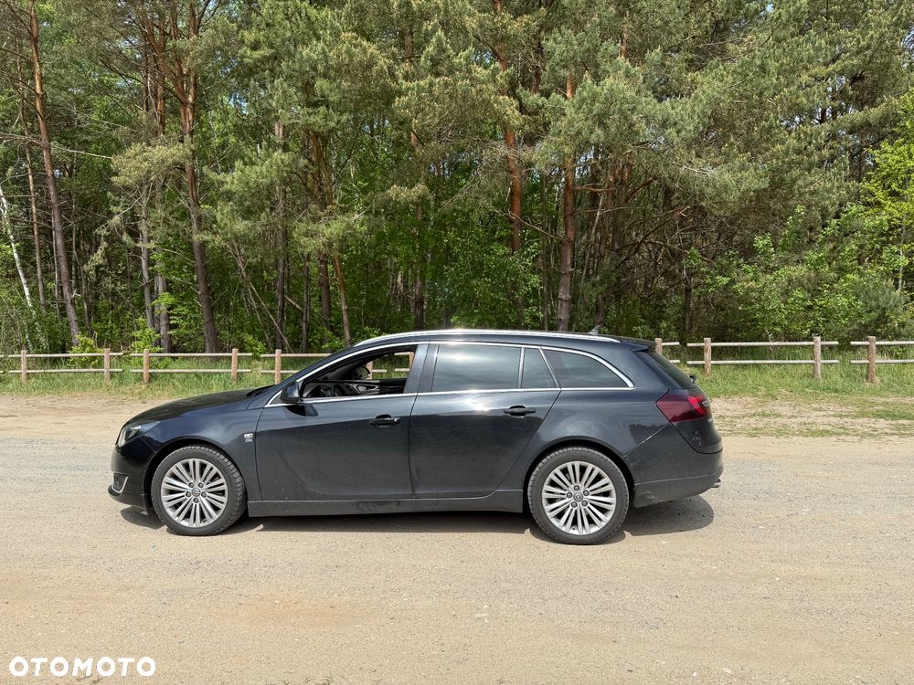Opel Insignia 2.0 T Cosmo 4x4 S&S - 8