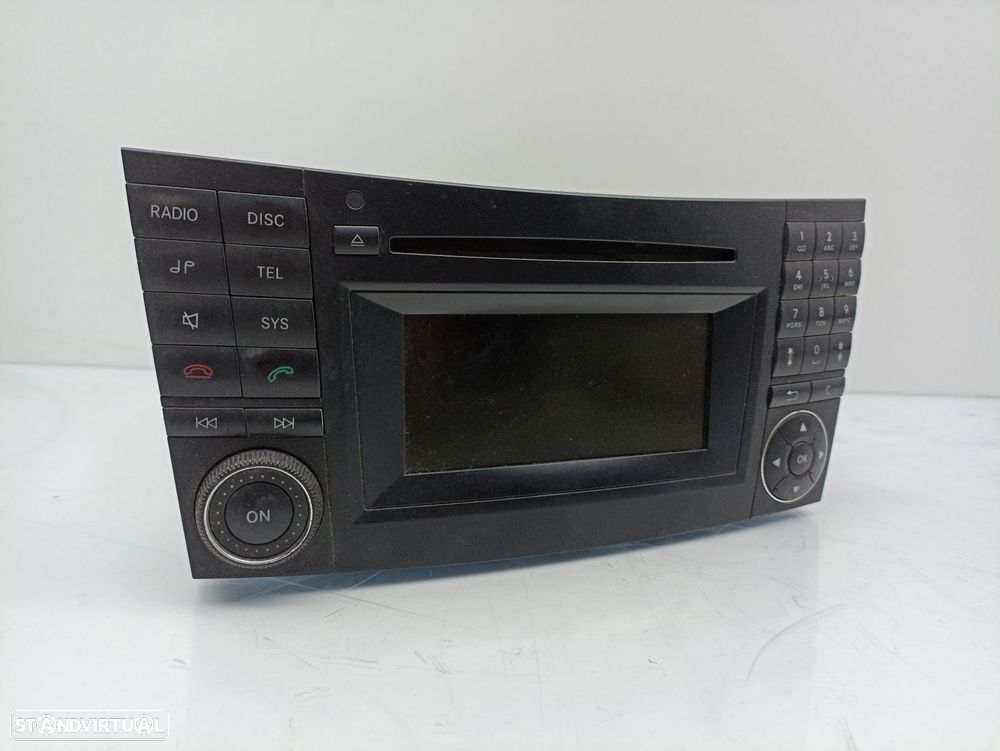 Rádio / auto-rádio MERCEDES-BENZ Classe E Carrinha (S211) - 1