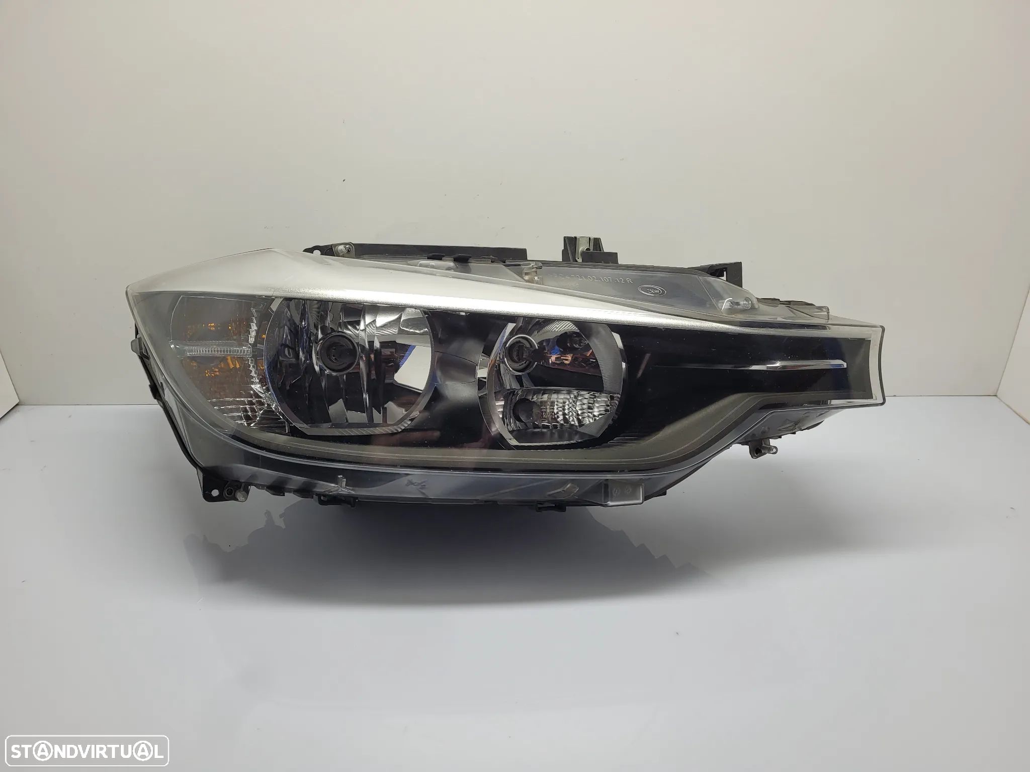 Farol/Ótica direita BMW Serie 3 [F30/F31] 7259524 (2011-2018) - 1
