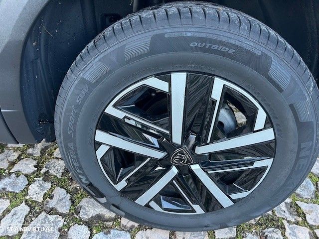 Peugeot 2008 1.2 PureTech Allure Pack - 16