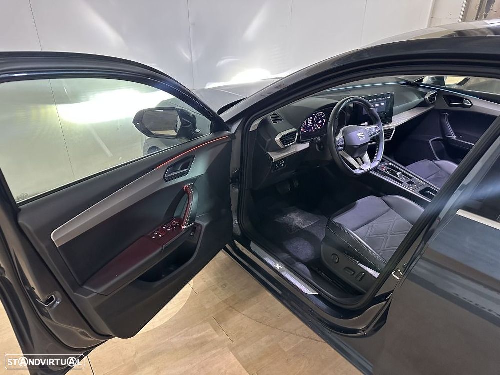 SEAT Leon 1.4 e-Hybrid Xcellence DSG - 6