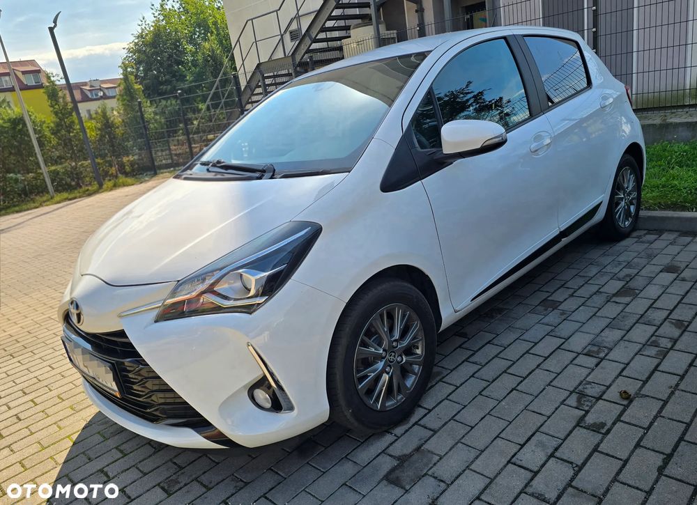 Toyota Yaris 1.5 Premium - 35
