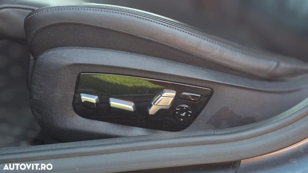 BMW Seria 5 530d xDrive AT - 8