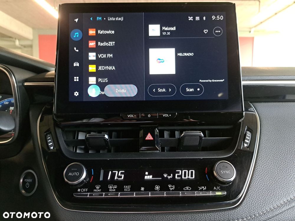 Toyota Corolla 1.8 Hybrid Style - 22
