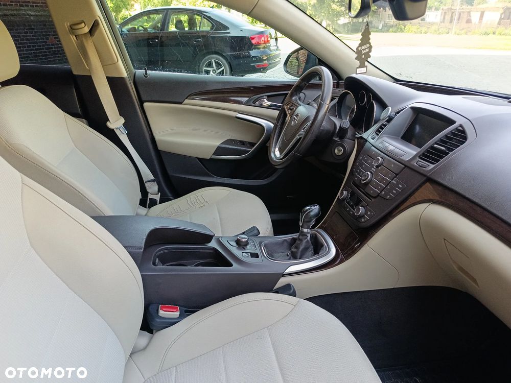 Opel Insignia 2.0 CDTI Design Edition - 9