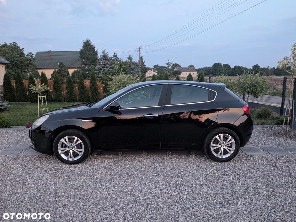 Alfa Romeo Giulietta 1.6 JTDM 16V - 6