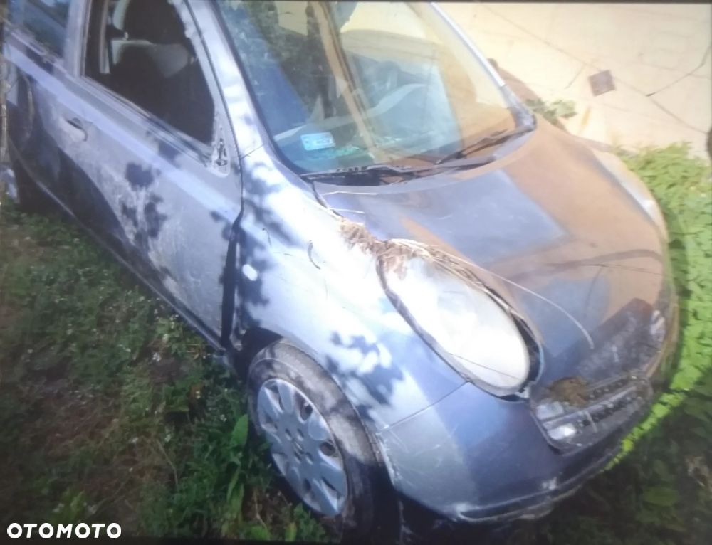 Nissan Micra zderzak przedni