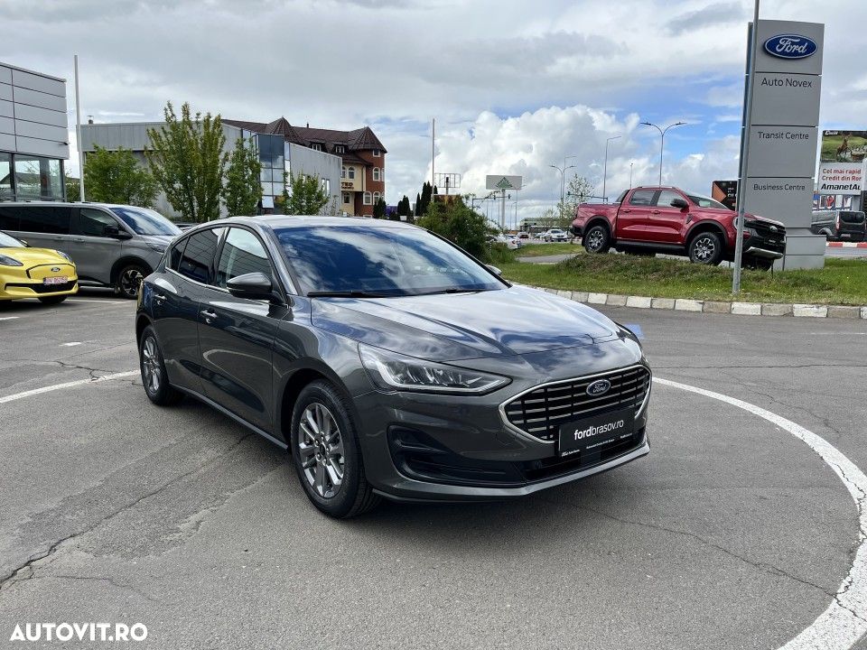Ford Focus - 3